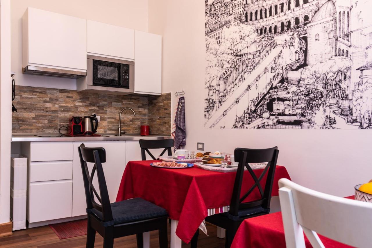 Monticello Via Cavour 3* Roma